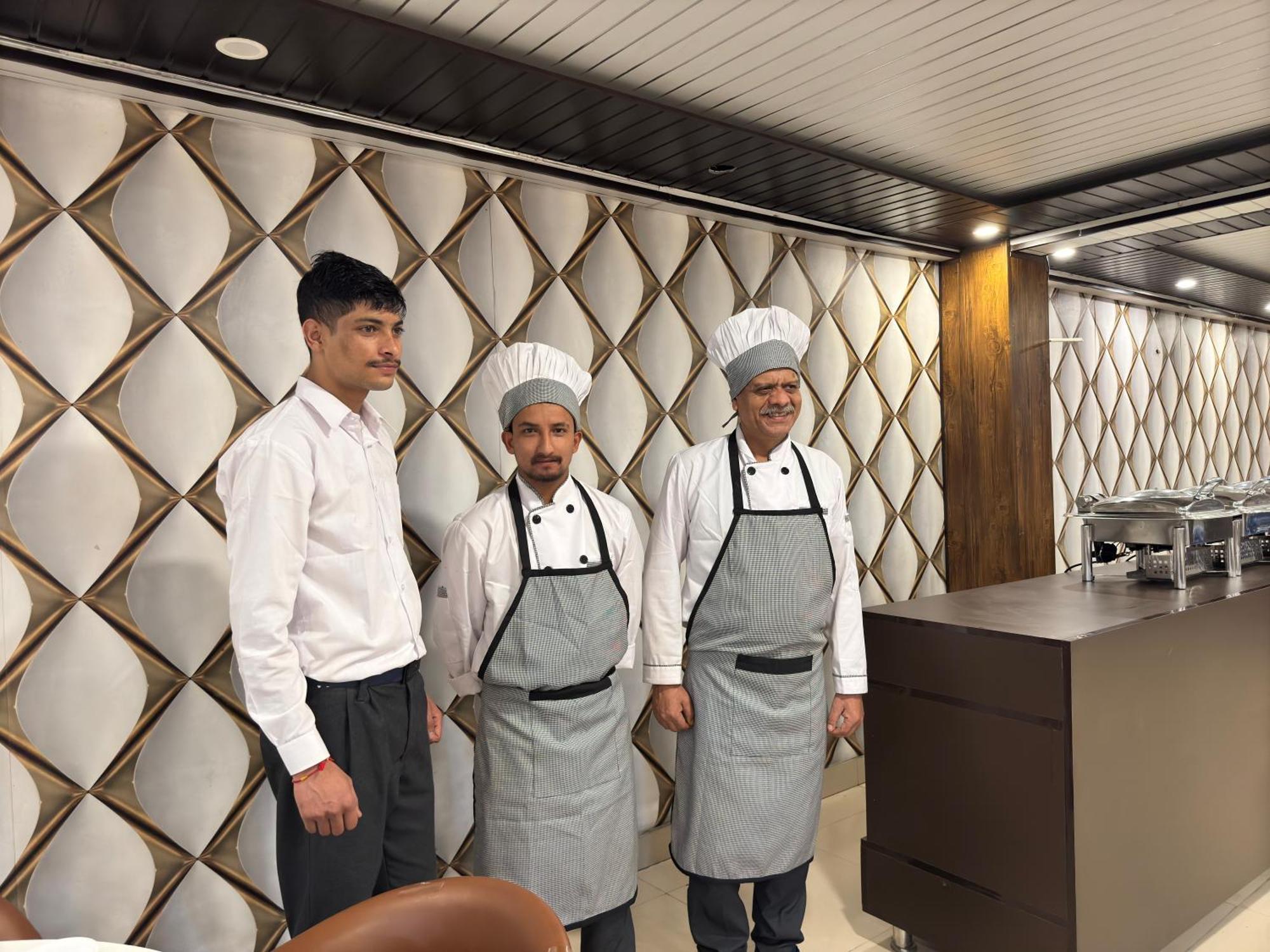 Ab'S Abode-A Boutique Hotel Mussoorie Ngoại thất bức ảnh