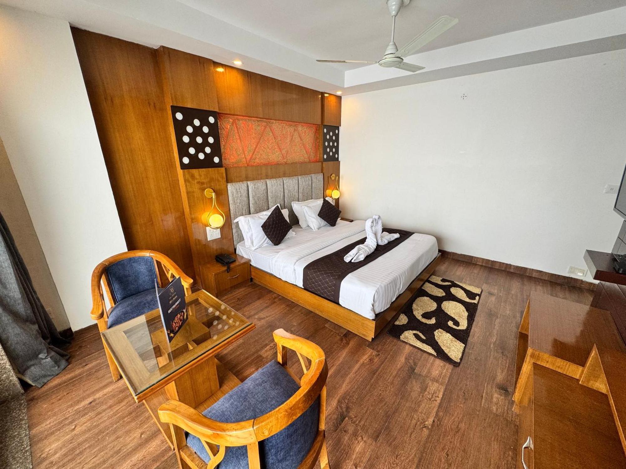 Ab'S Abode-A Boutique Hotel Mussoorie Ngoại thất bức ảnh